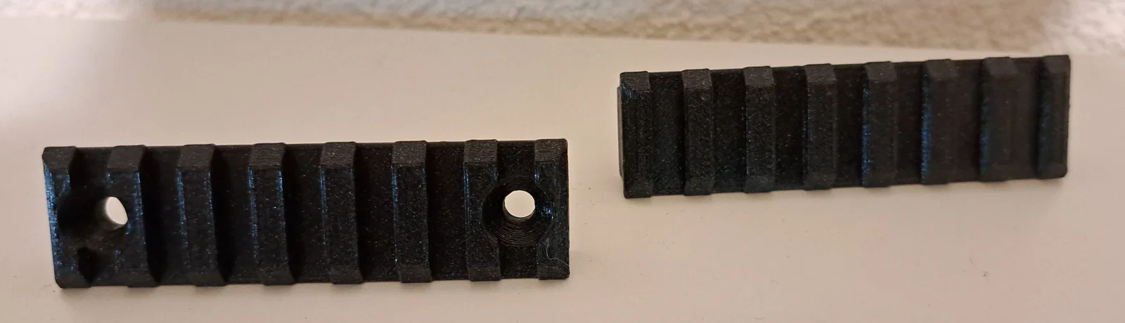 Thanh Picatinny 7 khe & đai ốc M-LOK (M5) - Image 1