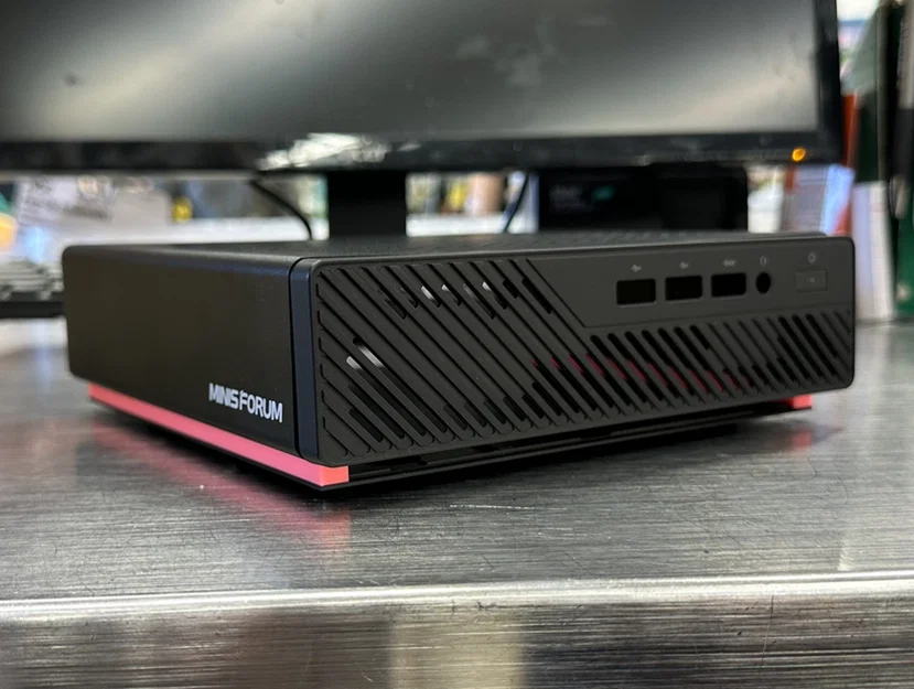 Nới đáy case Minisforum MS-01 để vừa SSD dày 15mm - Image 1