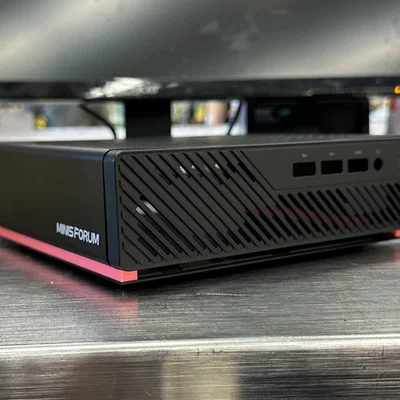 Nới đáy case Minisforum MS-01 để vừa SSD dày 15mm