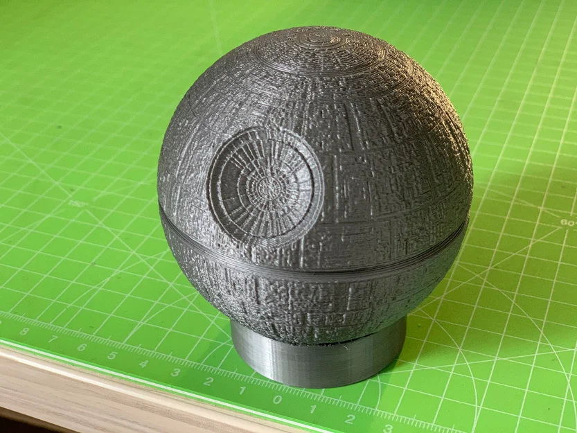 Mô hình Death Star dùng làm hộp đựng quà tiền mặt độc đáo - Image 1
