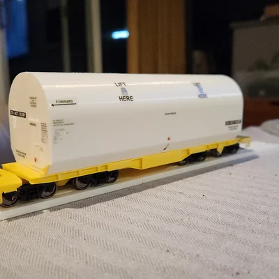 NASA Heavy-Duty Flatcar và Rocket Cover Load (tỉ lệ HO)
