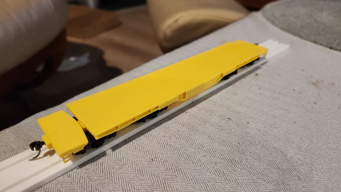 NASA Heavy-Duty Flatcar và Rocket Cover Load (tỉ lệ HO) - Image 5