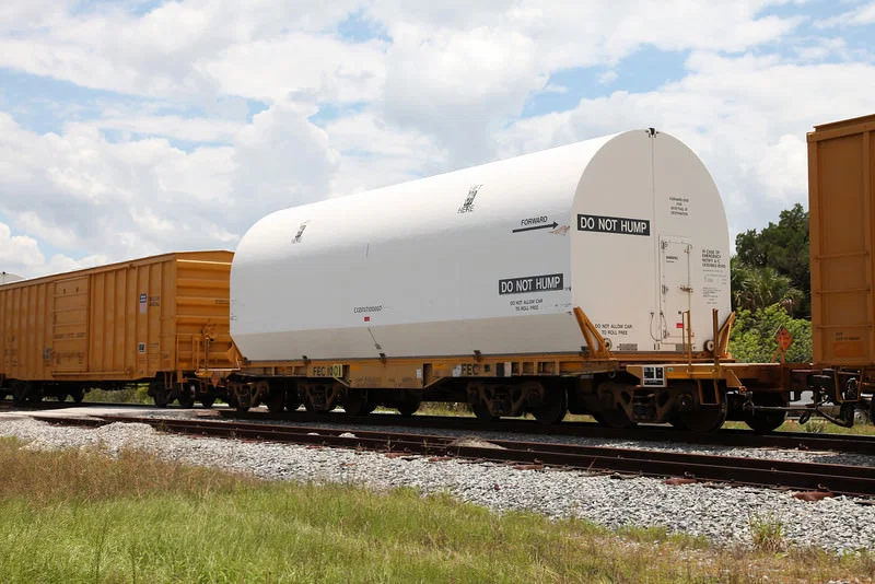NASA Heavy-Duty Flatcar và Rocket Cover Load (tỉ lệ HO) - Image 6