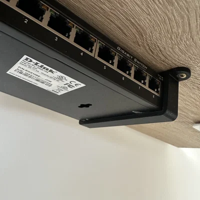 Ngàm treo tường cho switch D-Link DGS-108 siêu gọn