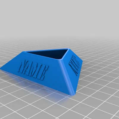 Đế Rubik’s Cube có khắc tên – tùy chỉnh bằng Tinkercad