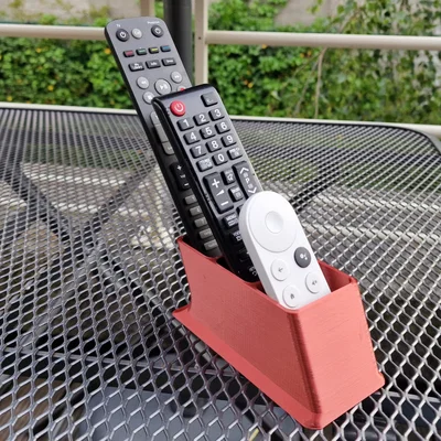 Khay để điều khiển từ xa (TV Remote Stand) gọn gàng, dễ in