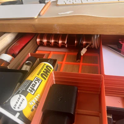 Khay Đựng Cáp Sạc USB Hệ Gridfinity Đặt Ngang Gọn Gàng