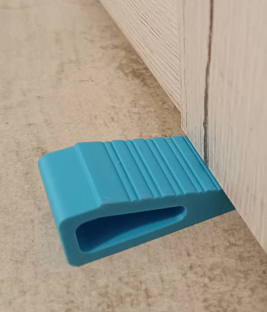 Chặn cửa 3D (Door Stop) - Phụ kiện gia đình tiện lợi và dễ in - Image 1