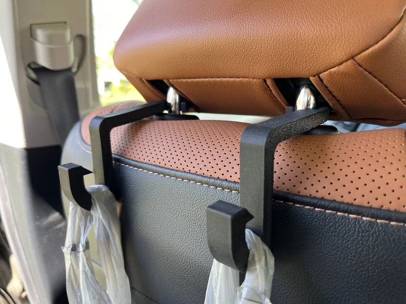 Móc/Treo tựa đầu ghế xe hơi (bản Barbed) - Image 1