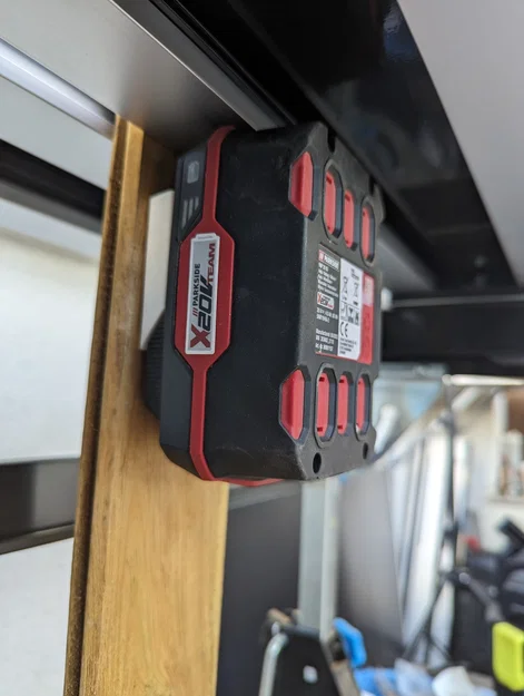 Giá đỡ pin Parkside X20V (accu) gắn tường/gắn dưới kệ - Image 1