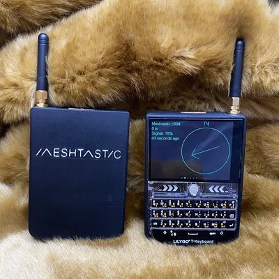 Lilygo TDeck Meshtastic kèm pin