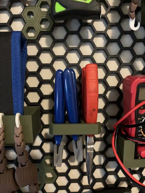 Giá treo kìm và dao cắt cho bảng HSW (Hexagon Storage Wall) - Image 1