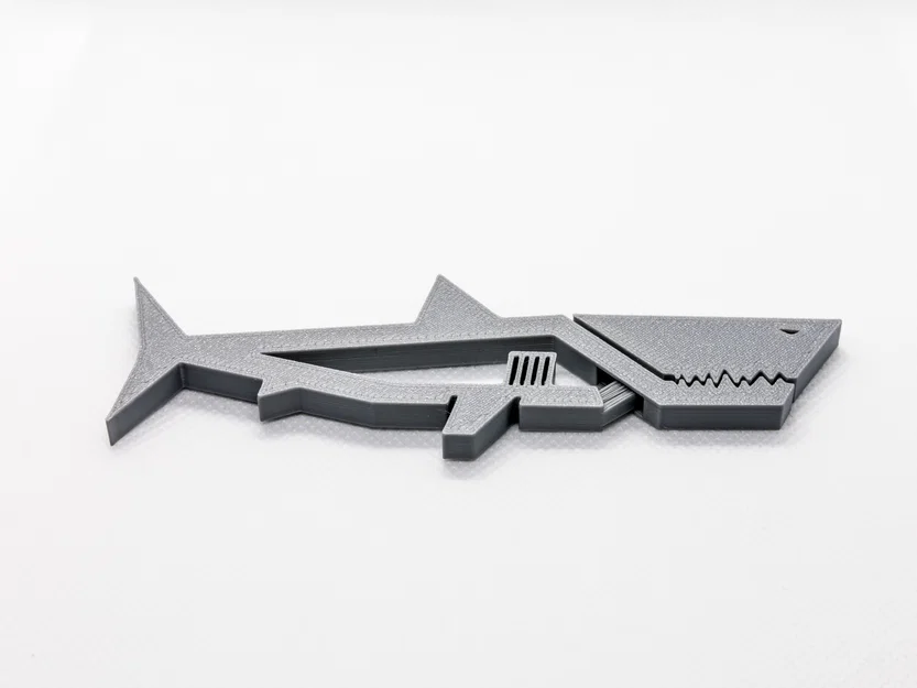 Kẹp Cá Mập Giận Dữ (Angry Shark Clip & Fidget Toy) - Image 5