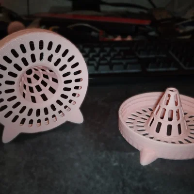 Bẫy ong bắp cày (Asian Hornet Trap) in 3D kèm tai đỡ ổn định