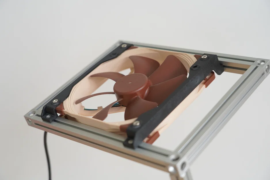 BeamCase - Bracket gắn quạt dạng slot-in - Image 2