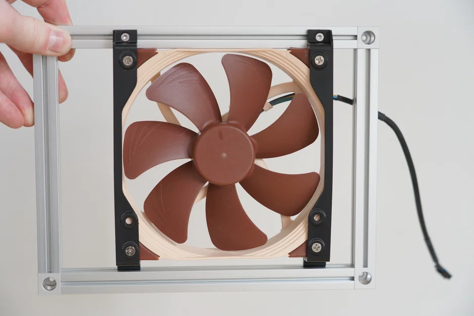 BeamCase - Bracket gắn quạt dạng slot-in - Image 4