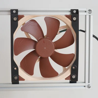 BeamCase - Bracket gắn quạt dạng slot-in