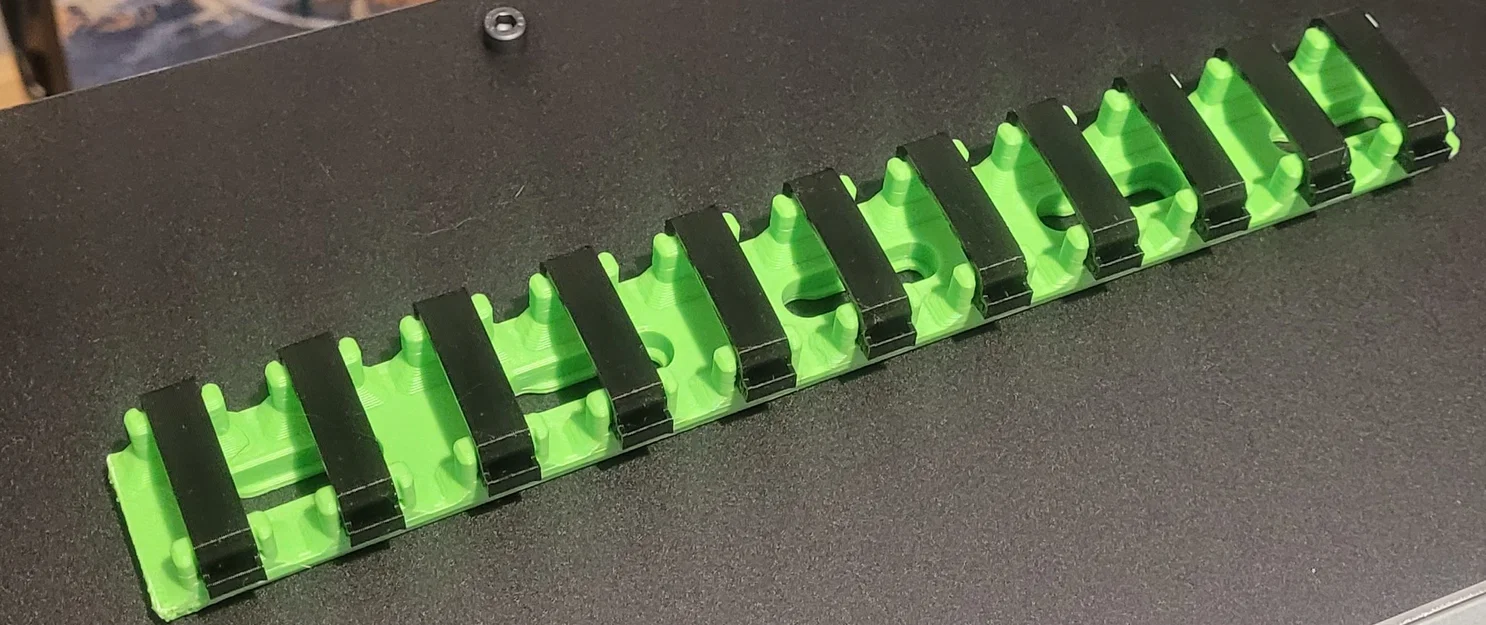 Ratrig Cable Tray Parametric (Bản tham số hoá máng đi dây) - Image 1