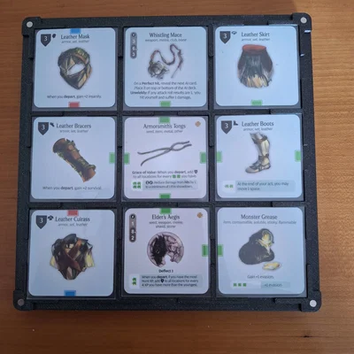 Khay 3D Gear Grid cho thẻ bài Kingdom Death Monster