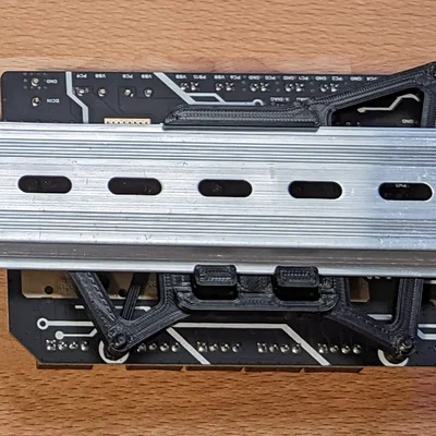 Ngàm kẹp & spacer gắn DIN Rail cho SKR Mini E3 v3