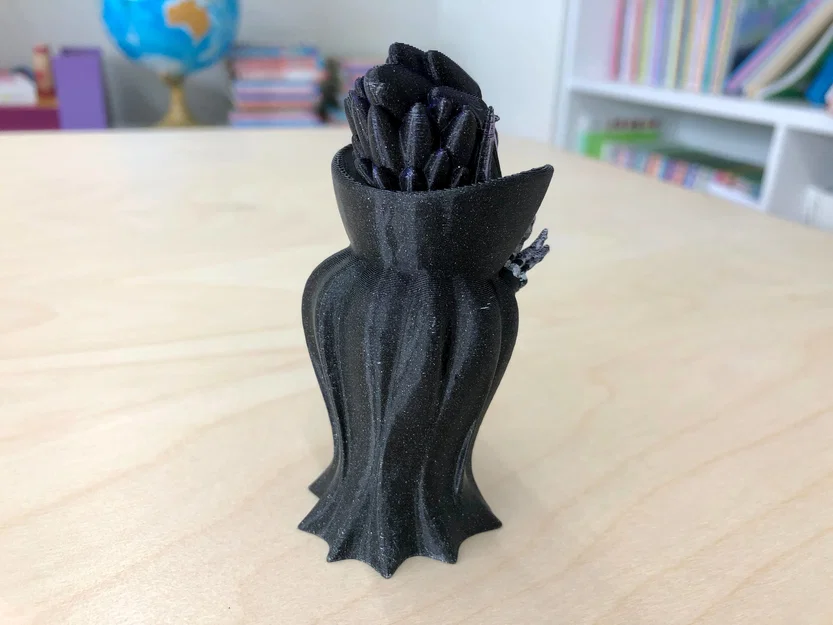 Ma cà rồng – tượng figure hài hước làm đồ chơi - Image 4