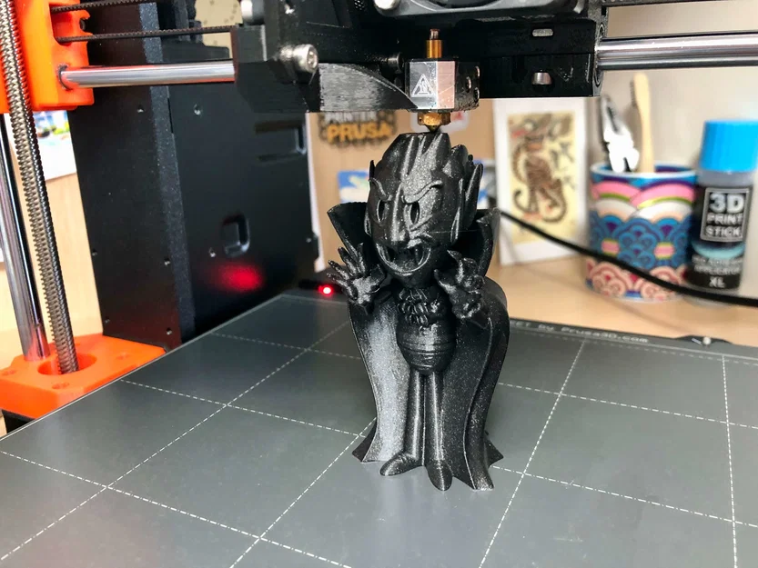 Ma cà rồng – tượng figure hài hước làm đồ chơi - Image 6