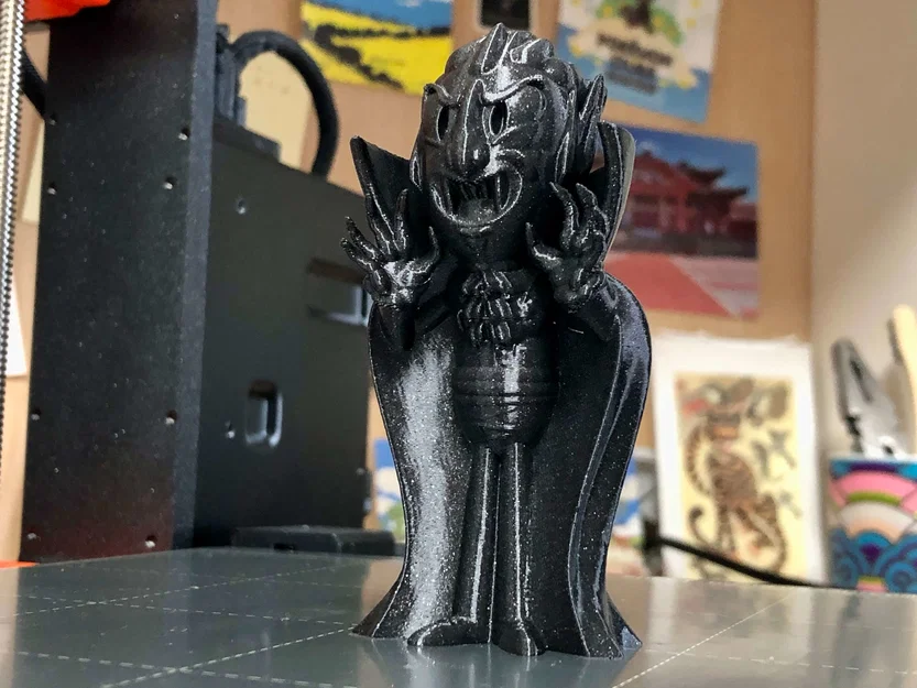 Ma cà rồng – tượng figure hài hước làm đồ chơi - Image 7