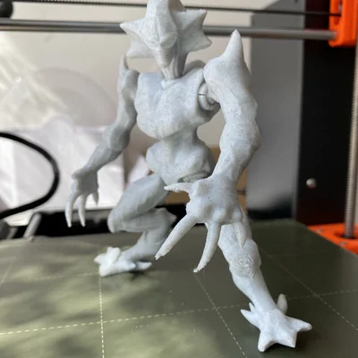 Mô hình Fantasy Alien in 3D với khớp nối chuyển động linh hoạt