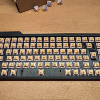 Bàn phím cơ ISO 75% / SiCK-84 Mechanical Keyboard
