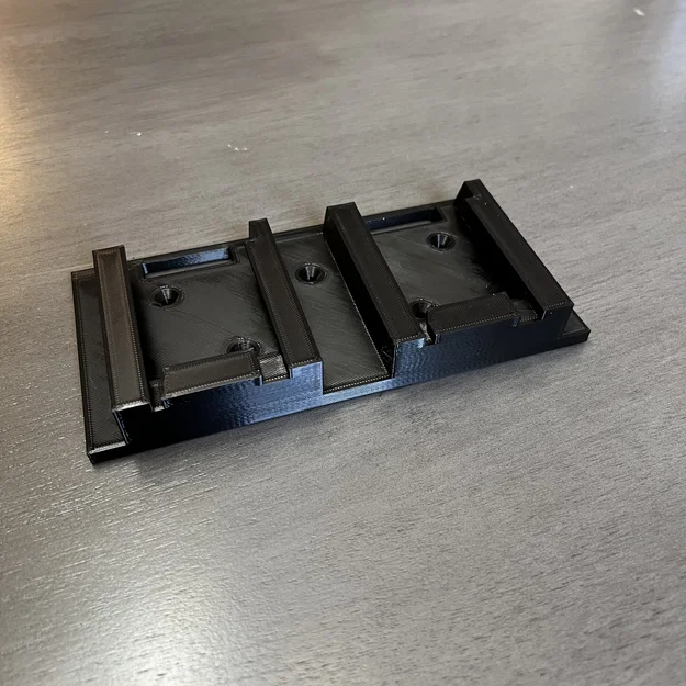 Giá đỡ pin Black & Decker 20V - Image 10