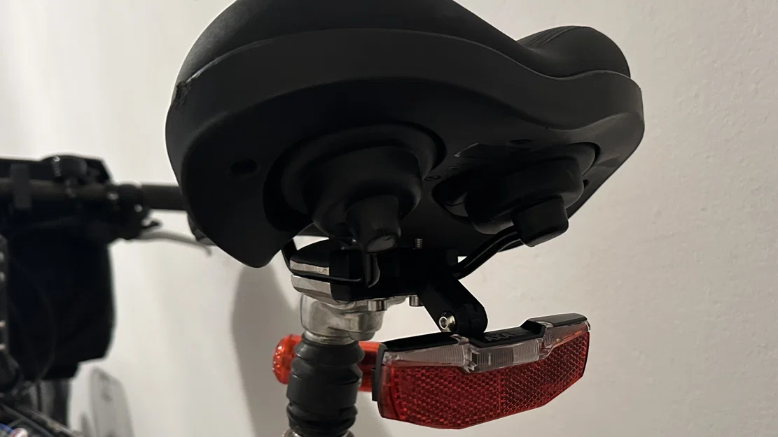 Giá đỡ đèn hậu gắn yên xe đạp chắc chắn, dễ lắp đặt bằng 3D Printing - Image 12
