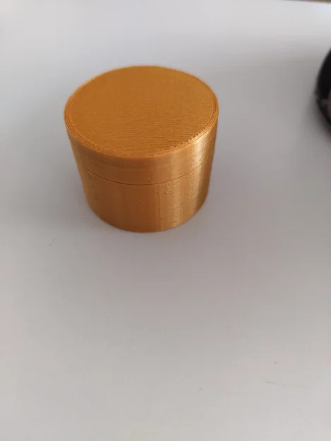 Hộp đựng kim bấm 3D nhỏ gọn, tiện lợi cho góc làm việc - Image 1