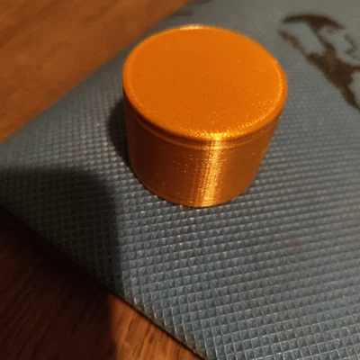 Hộp đựng kim bấm 3D nhỏ gọn, tiện lợi cho góc làm việc