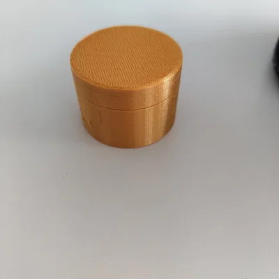 Hộp đựng kim bấm 3D nhỏ gọn, tiện lợi cho góc làm việc