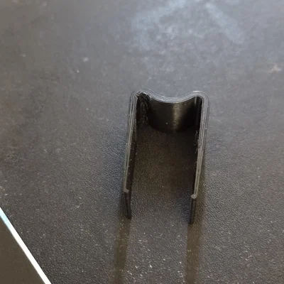 Dụng cụ gỡ keycap đàn hồi (Compliant Key Cap Puller)