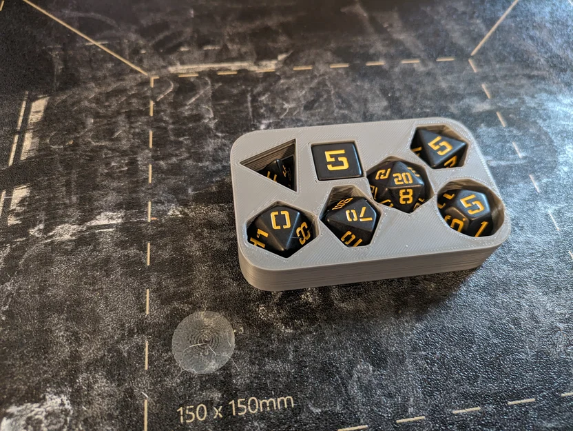 Khay 3D Đựng Xúc Xắc RPG Gọn Gàng Trong Hộp Altoids - Image 1