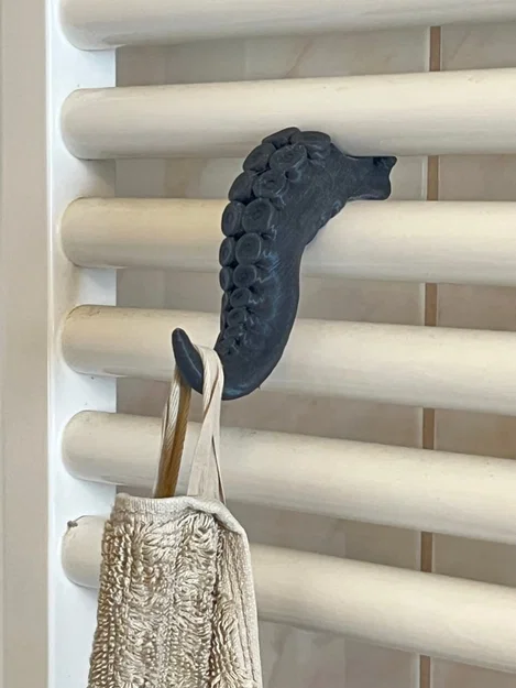 Móc Treo Khăn Radiator Tentacle - Image 1