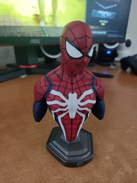Mô hình tượng bán thân Spider-Man 1:3 in 3D cực chi tiết - Image 3