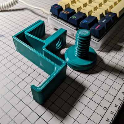 Giá treo tai nghe 3D kẹp bàn thông minh tiện lợi