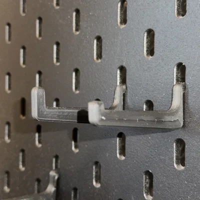 Skadis Hook Latch – Móc cho IKEA Skådis có chốt gài
