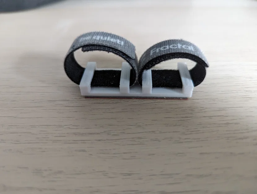 Móc dán Velcro quản lý dây cáp (Velcro cable hooks for cable management) - Image 2