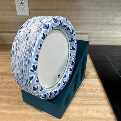 Kệ Lưu Trữ Dĩa Giấy Dạng Đứng (Vertical Paper Plate Storage)