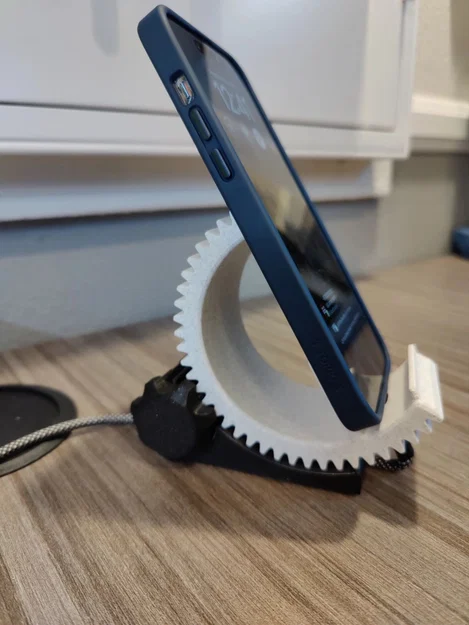 Giá đỡ điện thoại để bàn Tilt Phone Stand V2.0 có khe sạc - Image 1