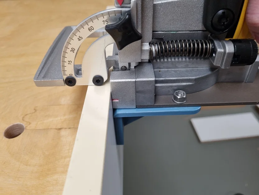 Phụ kiện biscuit joiner (Dewalt DW682k) tăng bề mặt tỳ/đỡ khi phay - Image 1