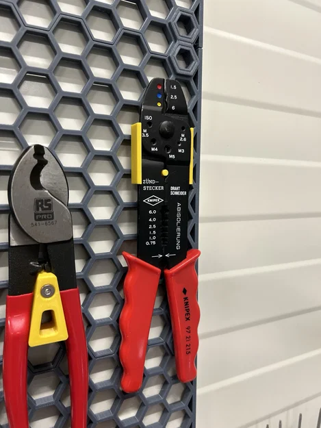 Giá treo kìm bấm cos Knipex 9721215 cho Honeycomb Storage Wall - Image 1