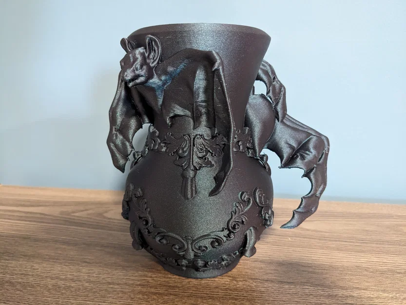 Bình Count Dracula – Gothic Vampire Bat Vase - Image 2