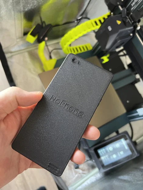 Fake NoPhone (bản remake) - Image 3