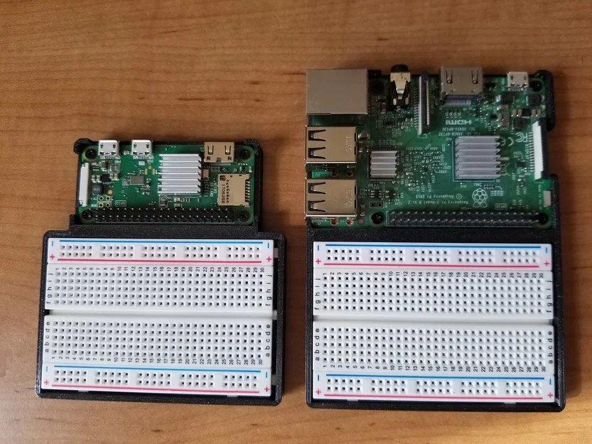 Hộp Raspberry Pi kèm Breadboard (Raspberry Pi Breadboard Case) - Image 1