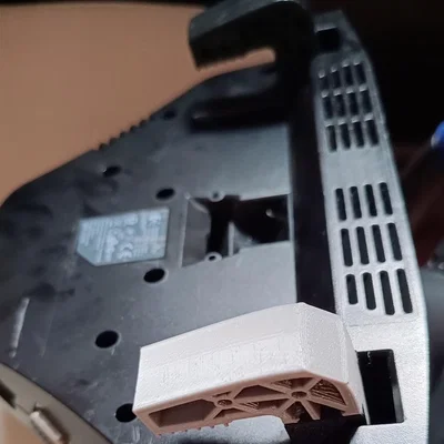 Kẹp Logitech Wheel kèm vít (Logitech Wheel Clamp with screw)