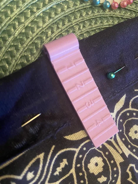 Kẹp gấp cải tiến có thước đo (cm) cho vải/textile - Image 2